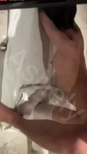 对镜后入白丝小母狗